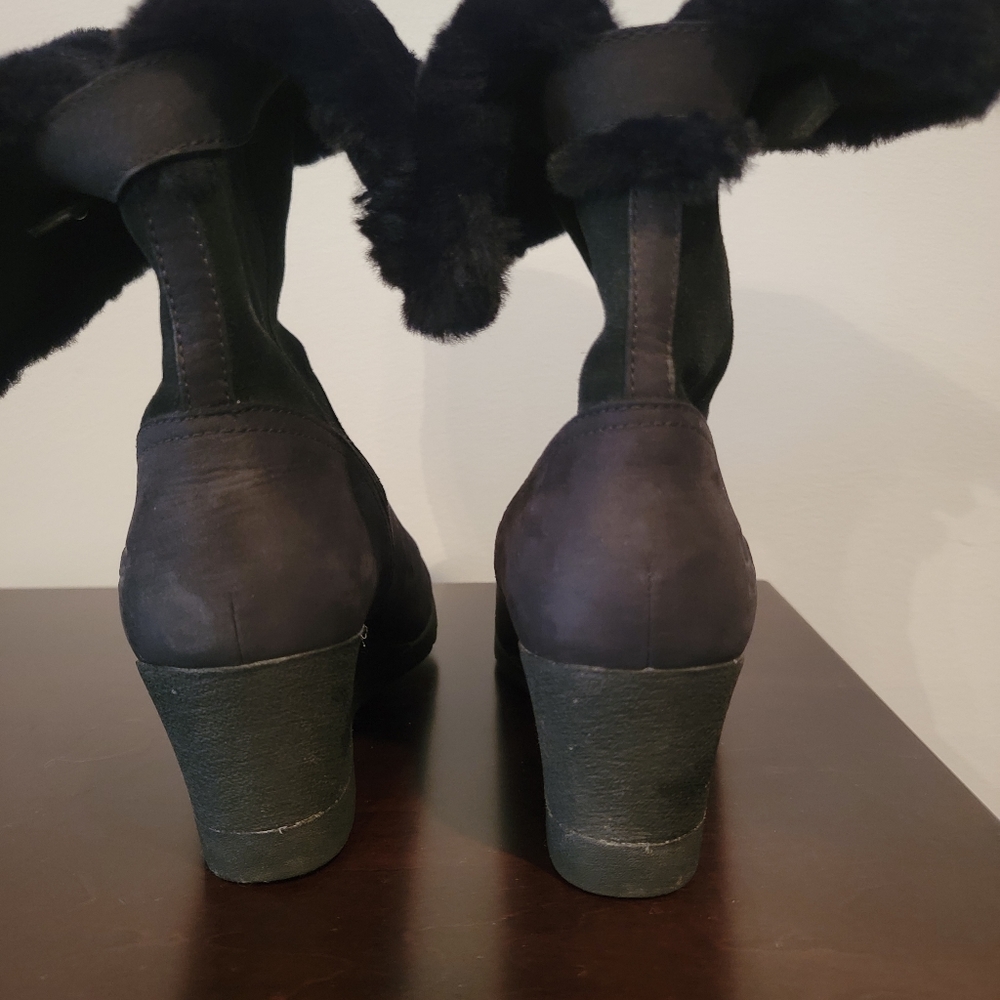 Ugg Devorah Boot - image 4